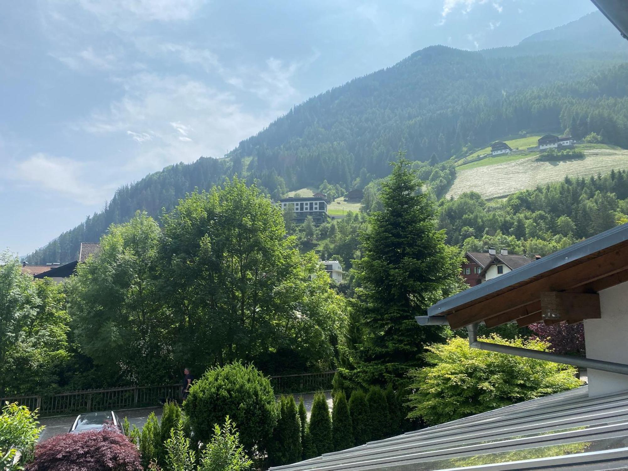 Residenz Feldmuehle Unterhalb Der Burg Taufers Campo Tures Exterior foto